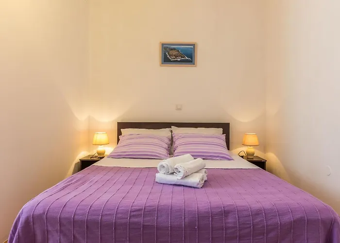 Mila Room In Old Town Centre